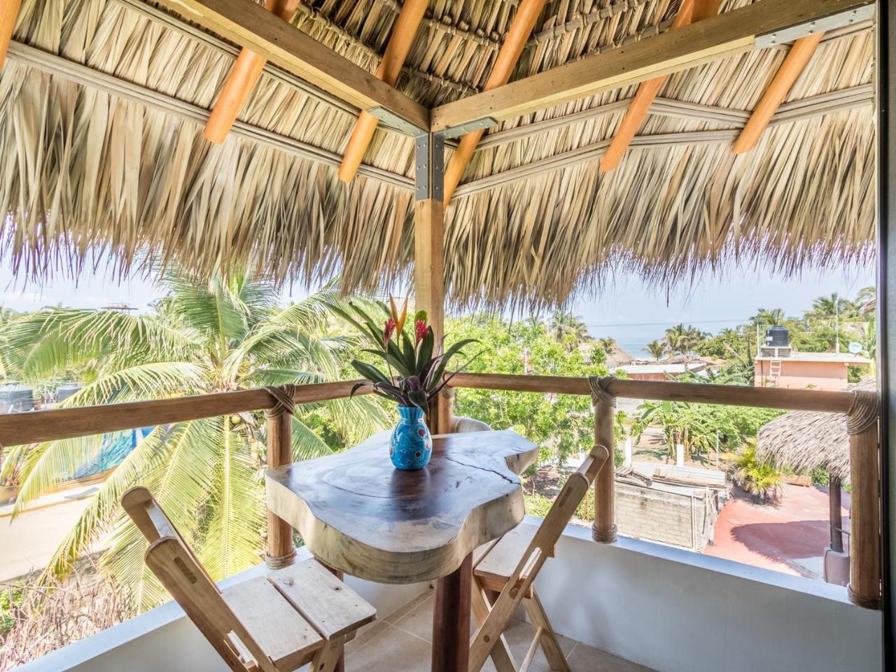 Experiencia Surf Camp Pansiyon Brisas de Zicatela Dış mekan fotoğraf
